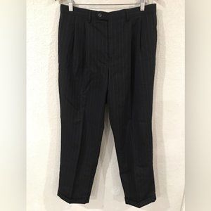 Chaps Men's Black Pin Striped Pleated Dress Pants Sz 34x30 100% Wool